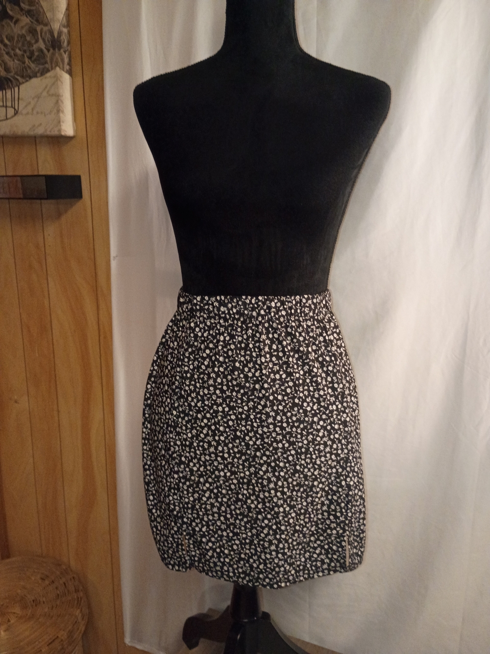 Polly & Esther Black and White Mini Skirt